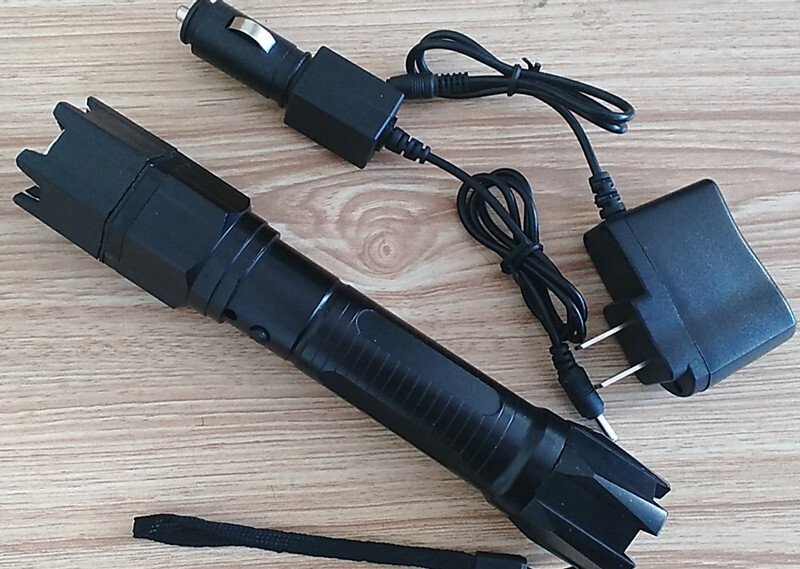 老板野外自卫电击器